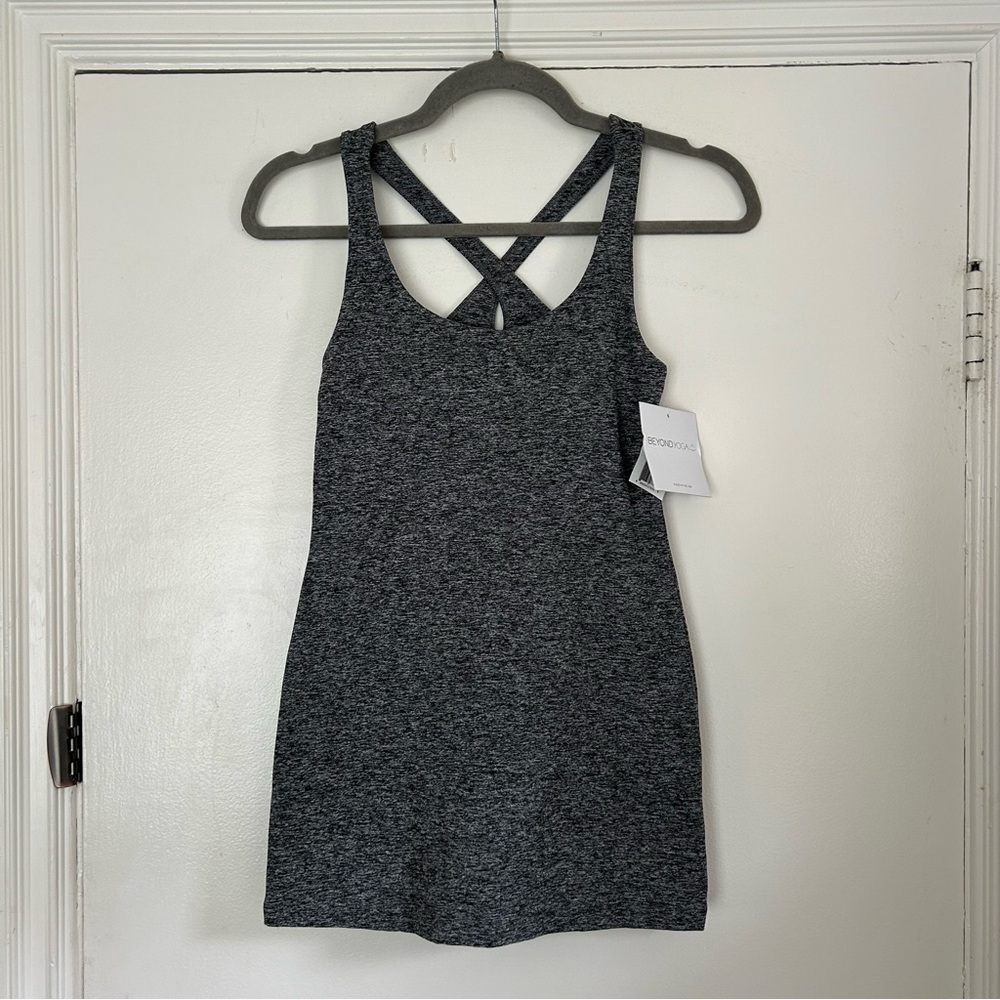 Beyond Yoga Heathered Charcoal Crisscross Tank Top